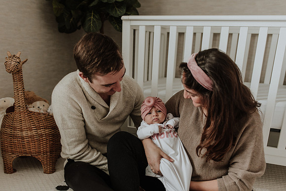 siena-newborn-1025