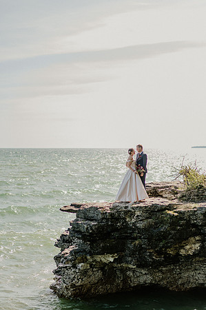 Molly-Josh-Juedes-Wedding-1170