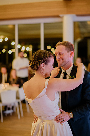 Molly-Josh-Juedes-Wedding-2156