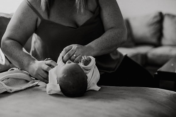 avery-newborn-family-1023