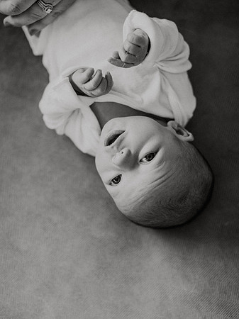 avery-newborn-family-1025
