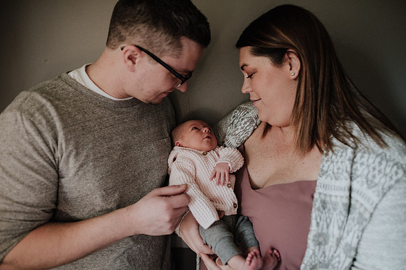 avery-newborn-family-1040
