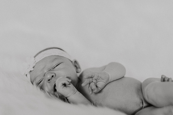 avery-newborn-family-1160