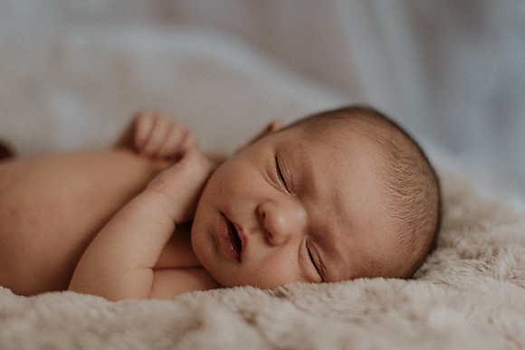 avery-newborn-family-1209