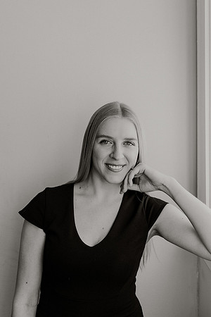 Laken-Headshot-1013