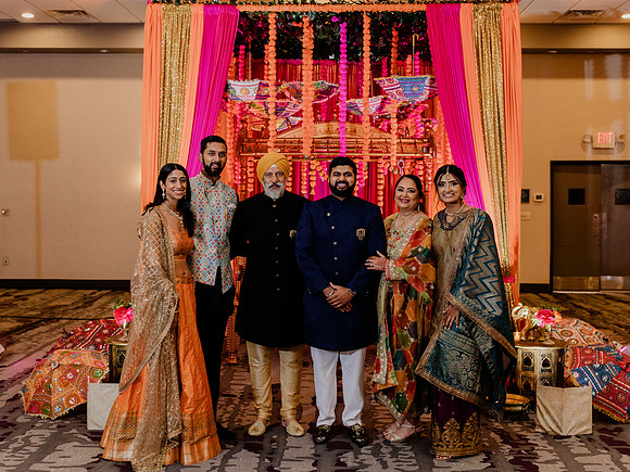 Anu-Omesh-Sangeet-1210