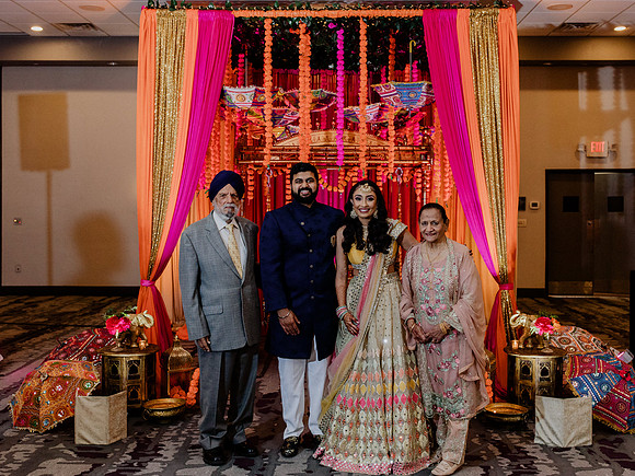 Anu-Omesh-Sangeet-1238