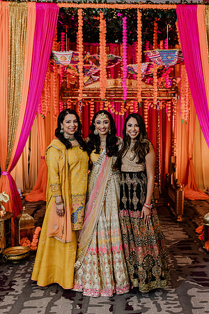 Anu-Omesh-Sangeet-1302