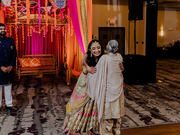 Anu-Omesh-Sangeet-1312