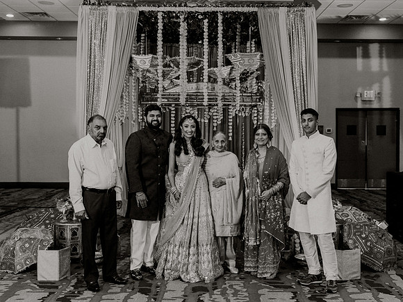 Anu-Omesh-Sangeet-1319
