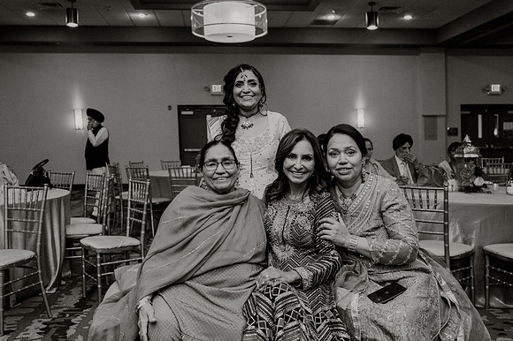 Anu-Omesh-Sangeet-1351