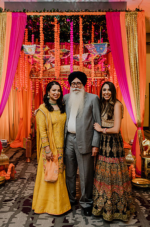 Anu-Omesh-Sangeet-1352