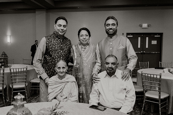 Anu-Omesh-Sangeet-1408