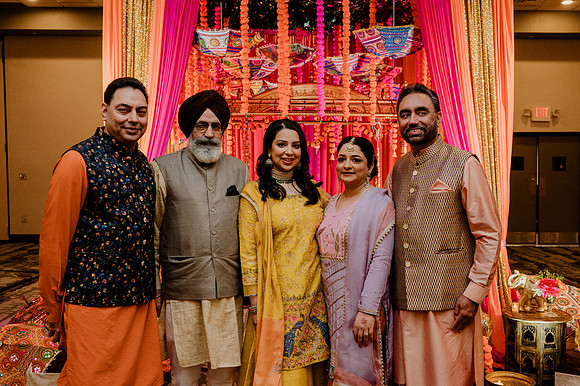 Anu-Omesh-Sangeet-1410