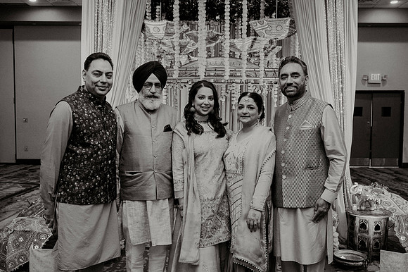 Anu-Omesh-Sangeet-1411