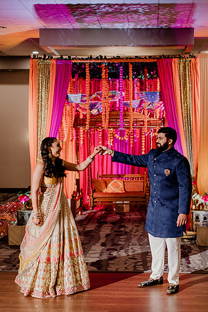 Anu-Omesh-Sangeet-1421