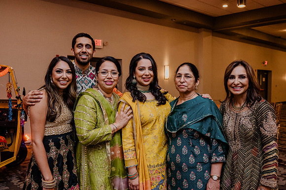 Anu-Omesh-Sangeet-1435