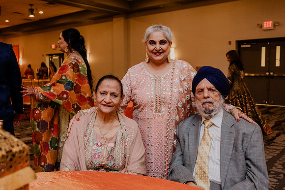 Anu-Omesh-Sangeet-1447