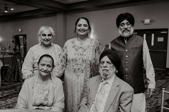 Anu-Omesh-Sangeet-1451