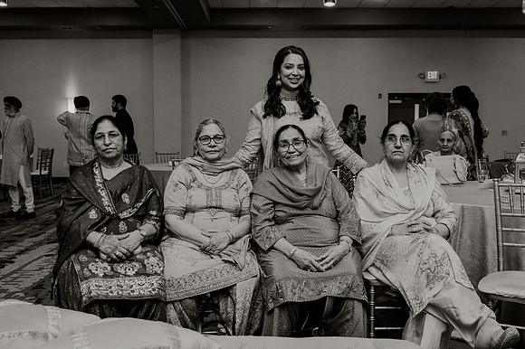 Anu-Omesh-Sangeet-1454