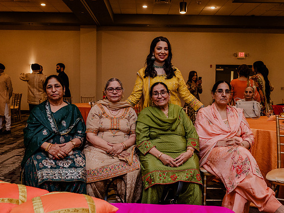 Anu-Omesh-Sangeet-1453