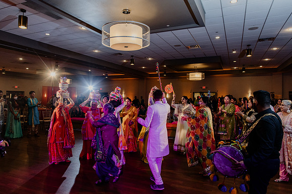 Anu-Omesh-Sangeet-2040