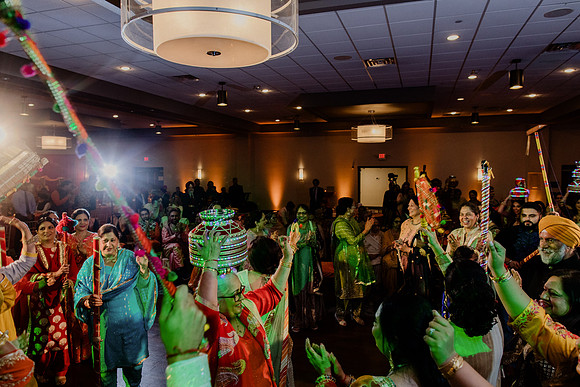 Anu-Omesh-Sangeet-2045