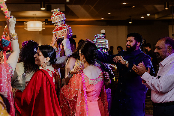 Anu-Omesh-Sangeet-2056