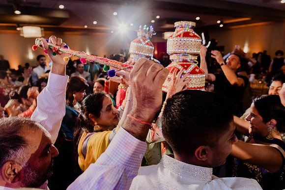 Anu-Omesh-Sangeet-2070