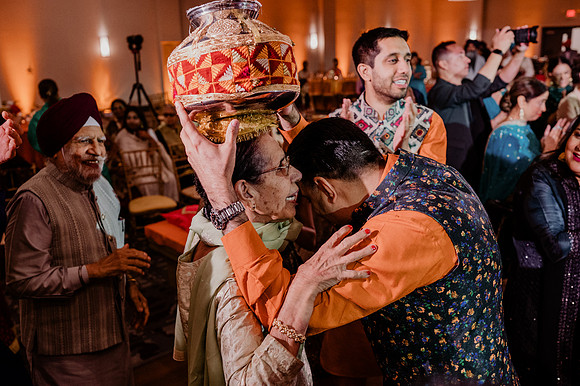 Anu-Omesh-Sangeet-2083