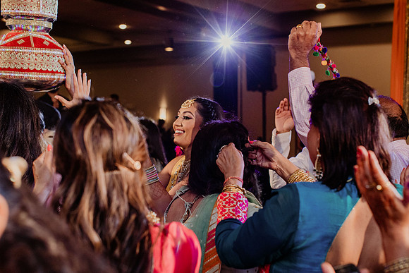 Anu-Omesh-Sangeet-2093