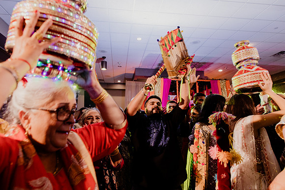 Anu-Omesh-Sangeet-2106