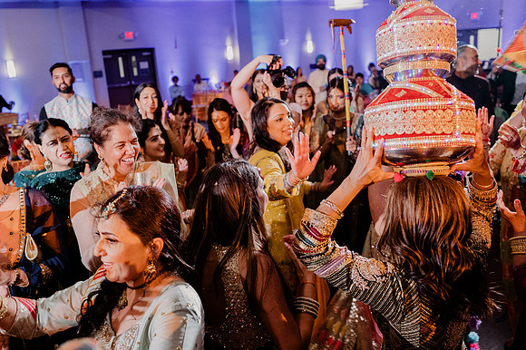 Anu-Omesh-Sangeet-2112