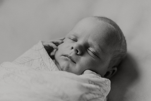 Marcus-Karnitz-Newborn-1150