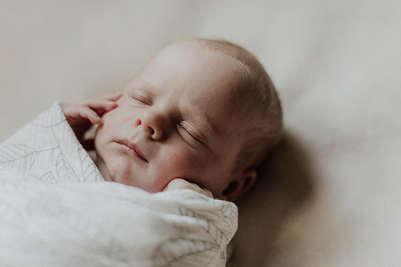 Marcus-Karnitz-Newborn-1152