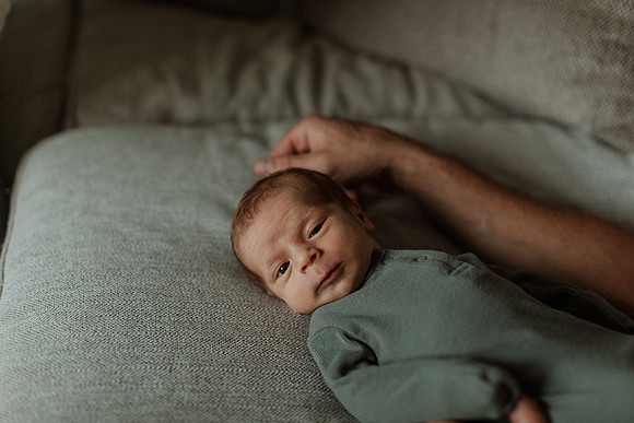 grayson-newborn-preview-1002