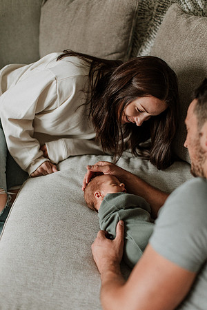 grayson-newborn-preview-1001