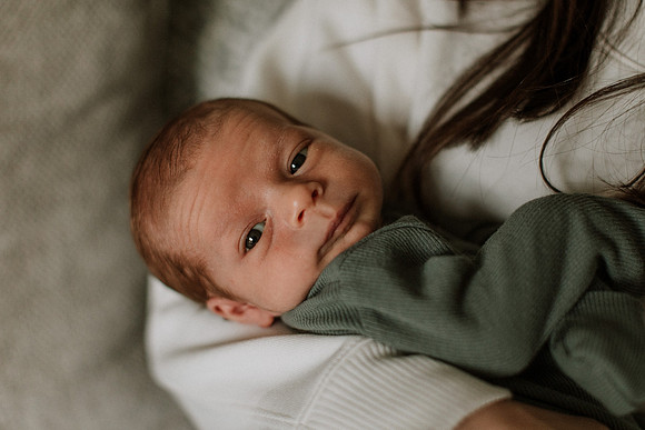 grayson-newborn-preview-1011