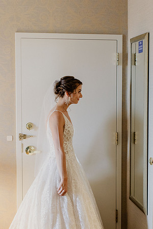 Alyssa-Sam-Wisneski-1043