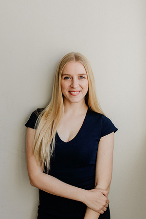 Laken-Headshot-1014