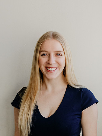 Laken-Headshot-1018