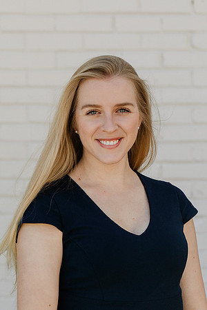 Laken-Headshot-1108