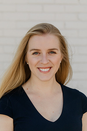 Laken-Headshot-1110
