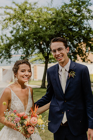 Alyssa-Sam-Wisneski-1331