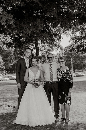Alyssa-Sam-Wisneski-1414