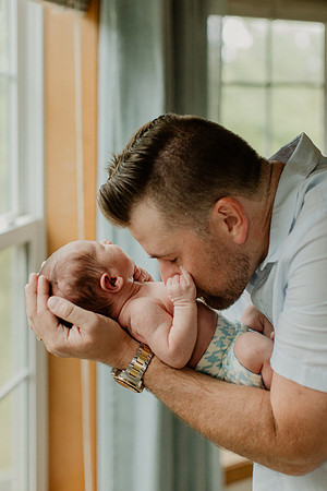 Roarke-Newborns-1116
