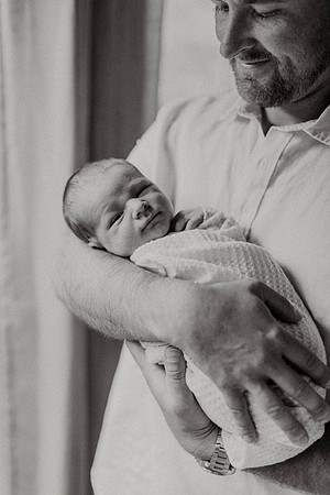 Roarke-Newborns-1050