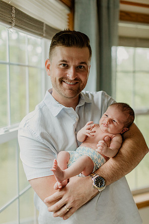 Roarke-Newborns-1112