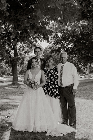 Alyssa-Sam-Wisneski-1435