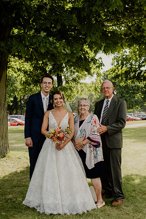 Alyssa-Sam-Wisneski-1377